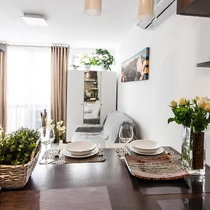  Apartament Alma Grzybowska