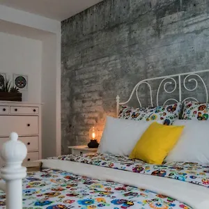 Apartman Folk By Anne &